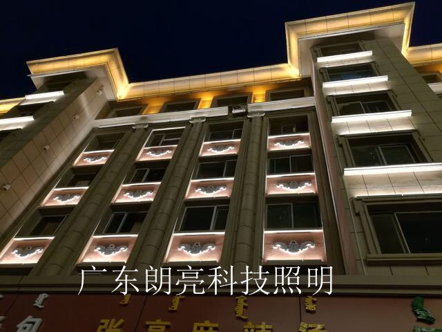 广东星空体育app下载
科技照明--洗墙灯楼体亮化.png